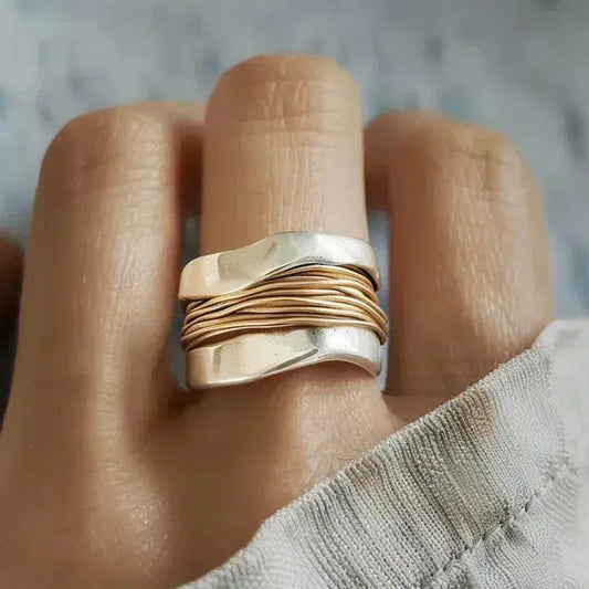 Silver-plated ring with threads